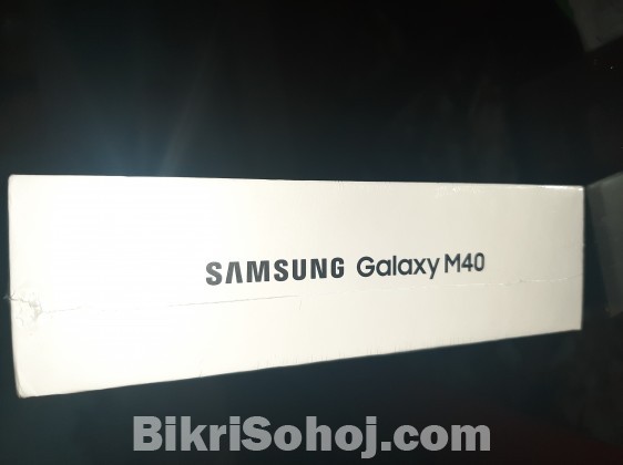 Samsung Galaxy M40